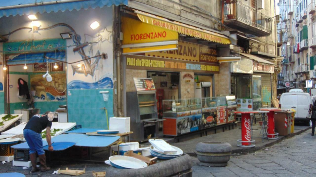 Neapolitan Flat Bed and breakfast