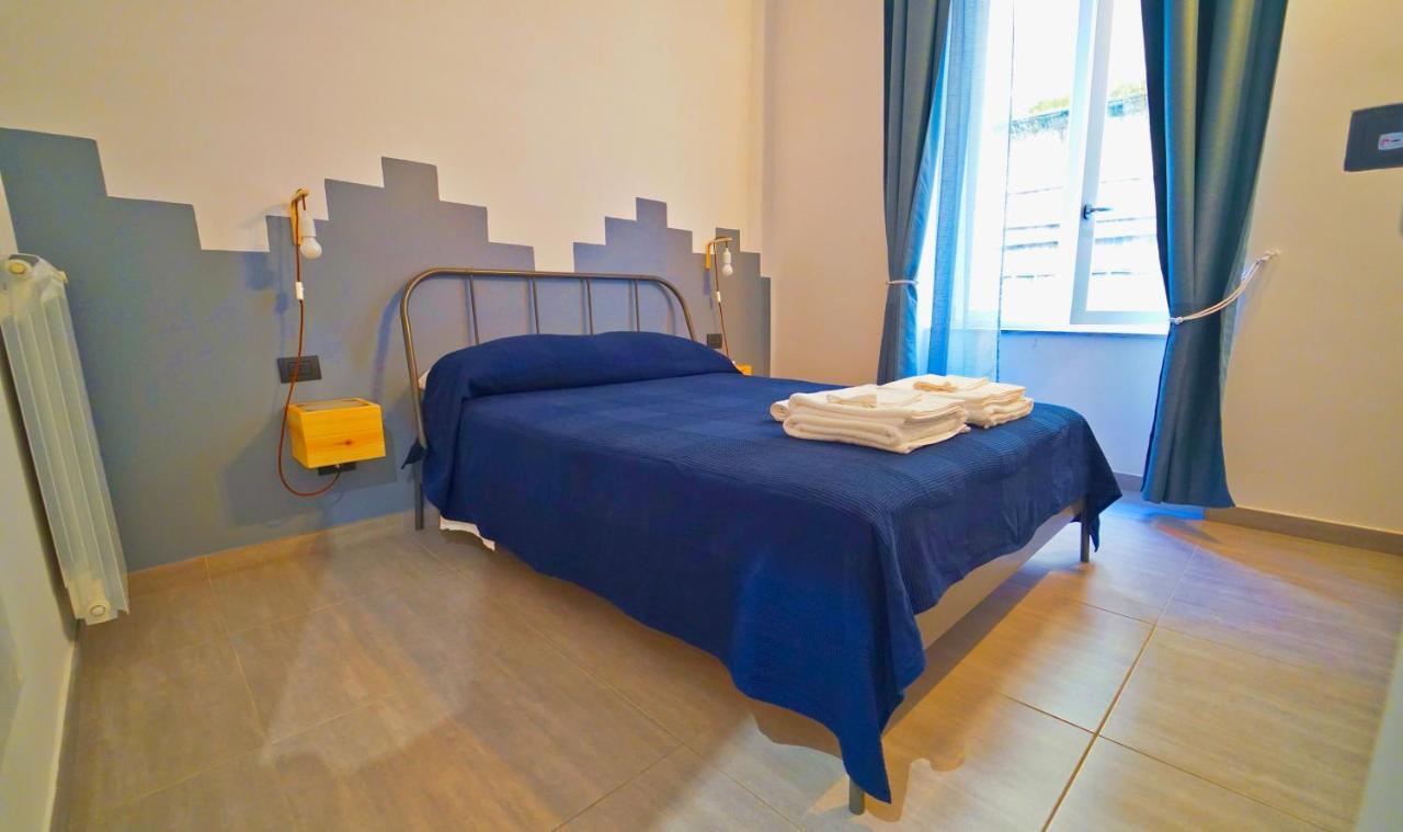 Neapolitan Flat Nápoles